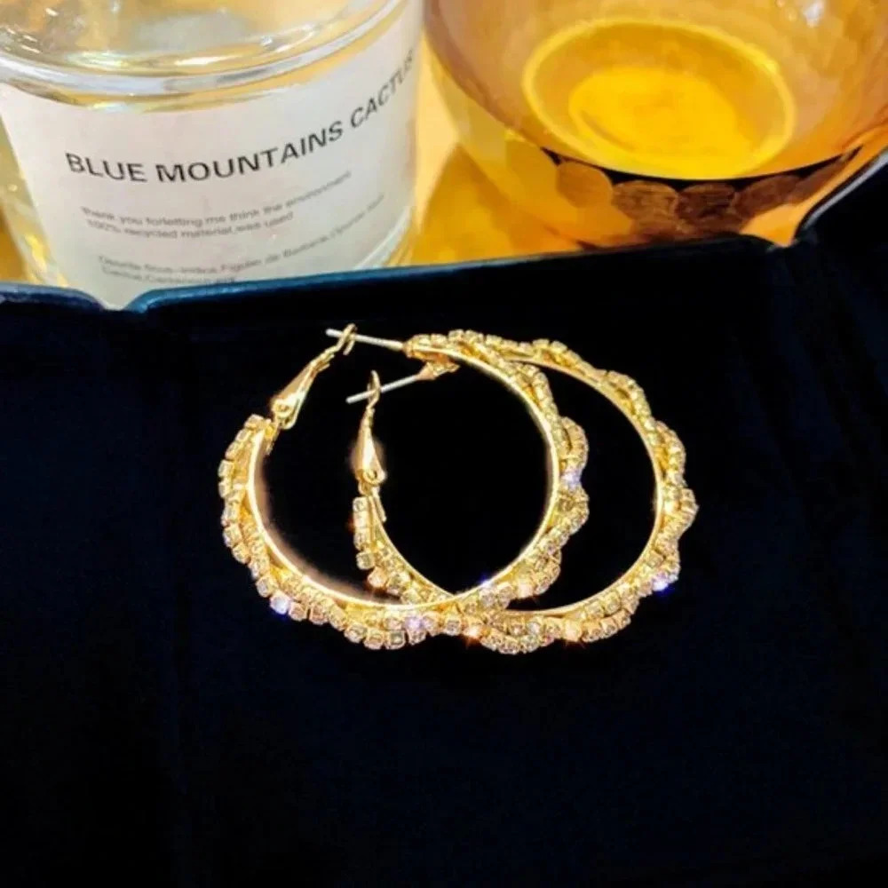 NEW 18K Gold Twisted Diamond Hoop Earrings - Picture 6 of 8